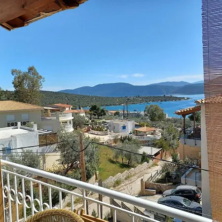 Seaside With Attics & Shared Courtyard Appartamento