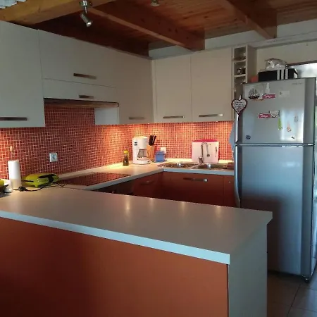 Appartamento Seaside With Attics & Shared Courtyard *